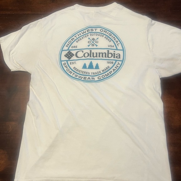 Men’s Large Columbia t-shirt - Picture 2 of 2